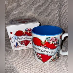Happy Valentine’s ❤️ Day Coffee Mug. Blue inside. Nice little gift 🎁.